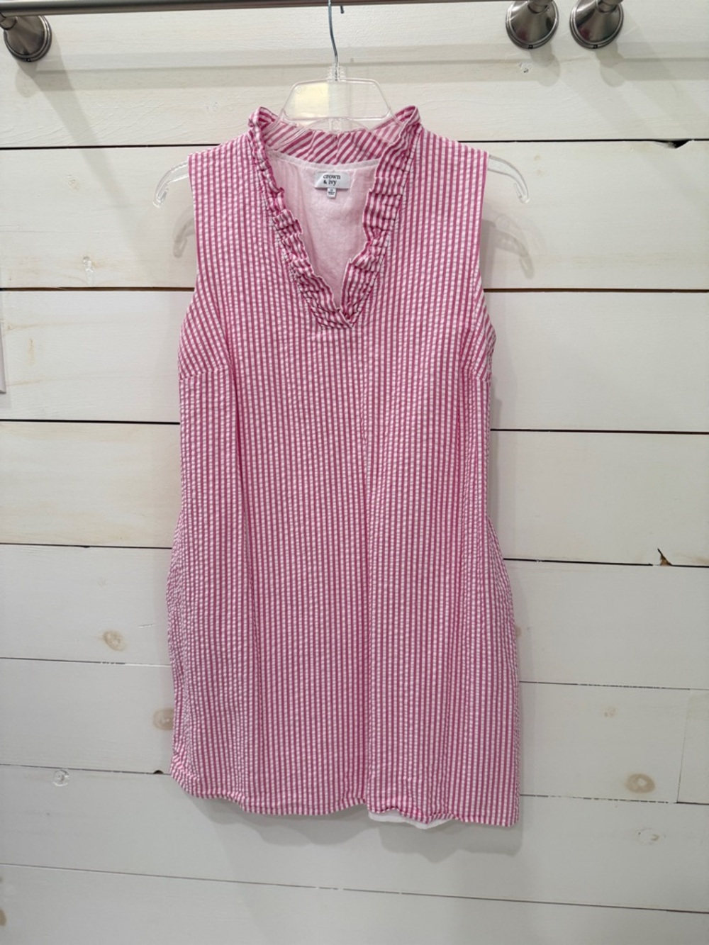 crown & ivy Pink Seersucker Ruffled V-Neck Shift Dress